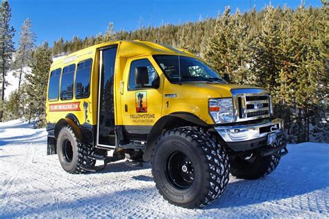 Snowcoach Tours In Yellowstone